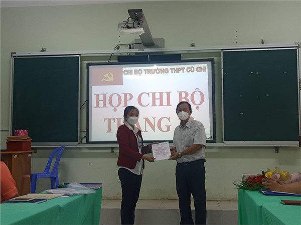SINH HOẠT CHI BỘ